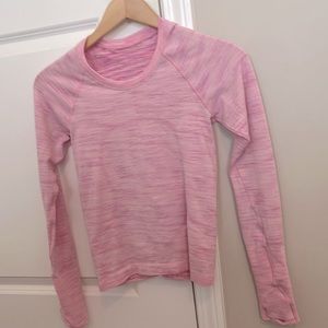 Lululemon pink milkshake,swiftly tech long sleeves.Size 4.Race length.